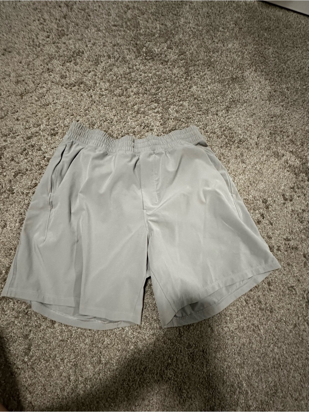 Lululemon Light Gray Men's Elastic-Waist Shorts
